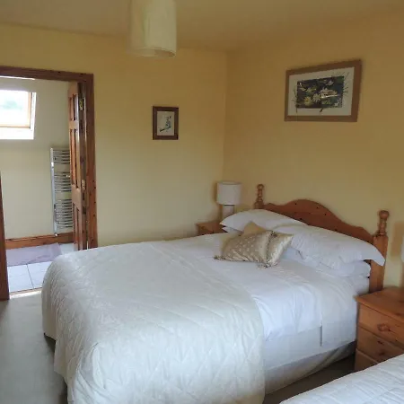 לינה וארוחת בוקר Easdale Ballyduff Hill